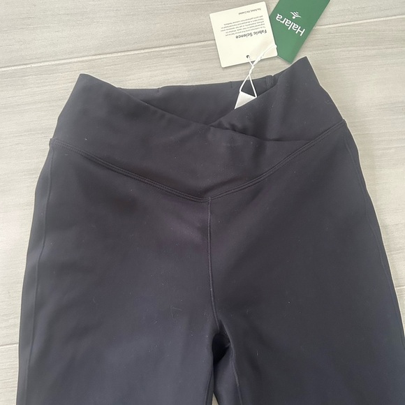 Halara High Waisted Crossover Flare Yoga Leggings Black SP - Picture 4 of 8